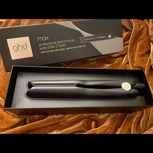 Ghd max straightener brand new-never been used